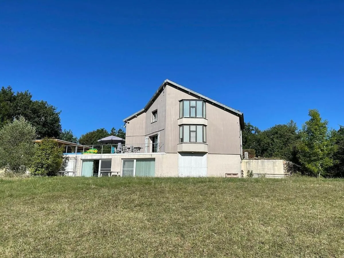 Spacious Holiday Home With Nordic Spa Caniac-du-Causse